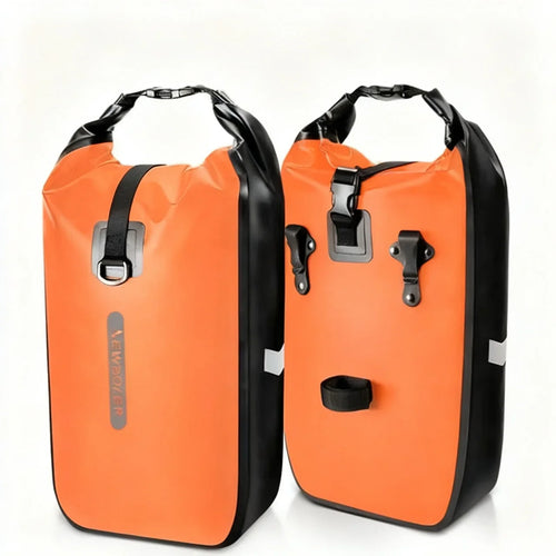 Deux sacoches de porte-bagages vélo orange et noires vue de face et de dos