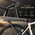 Structure du porte-bagages en alliage d'aluminium montée sur un vélo blanc