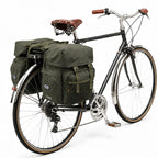 Sacoche velo porte bagage arrière kaki sur vélo de ville vintage noir