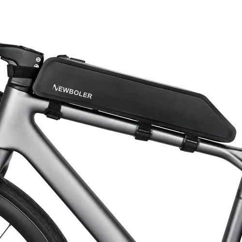 Sacoche de cadre vélo noire fixée sur le triangle avant d'un vélo