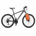 VTT gris avec sacoche de fourche orange Newboler vue de côté complète