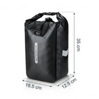 Sacoche de porte-bagage noire avec ses dimensions 35 x 18,5 x 12,5 cm affichees sur fond blanc.