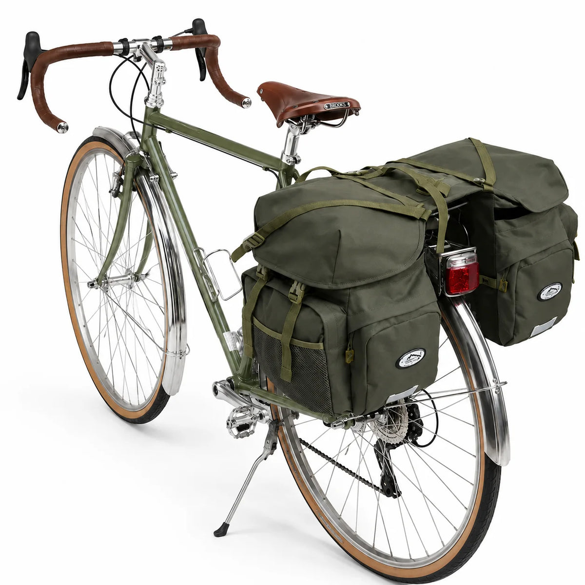 Sacoche velo porte bagage triple kaki sur vélo vintage pour randonnée