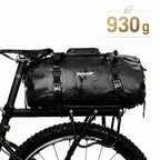 Sacoche de porte-bagages vélo étanche 20 L installée sur un vélo