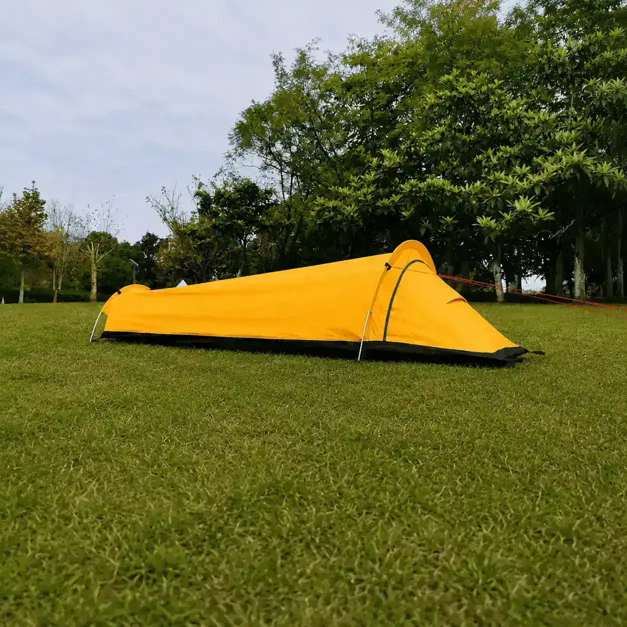 Tente de bivouac ultralégère 1 place en version jaune